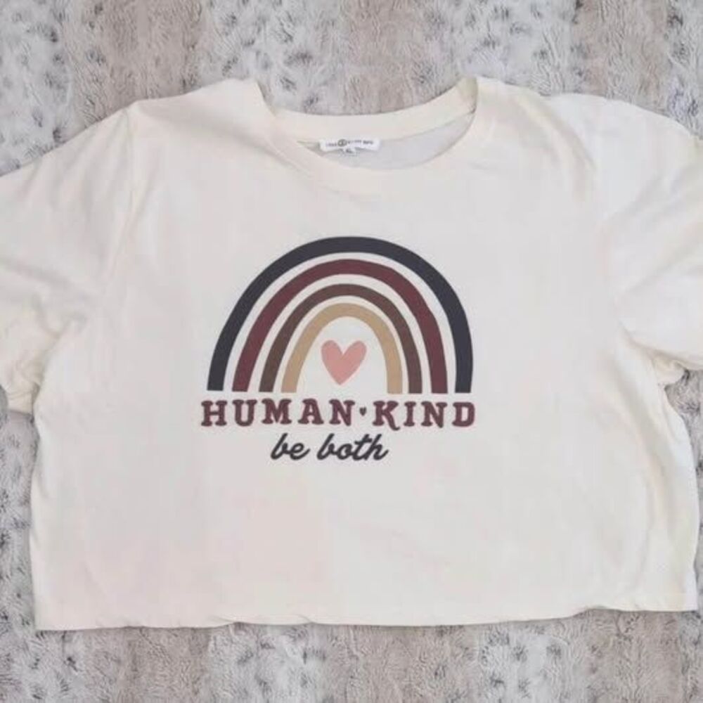 Women’s XL Love & Lazy Days Graphic Crop Top